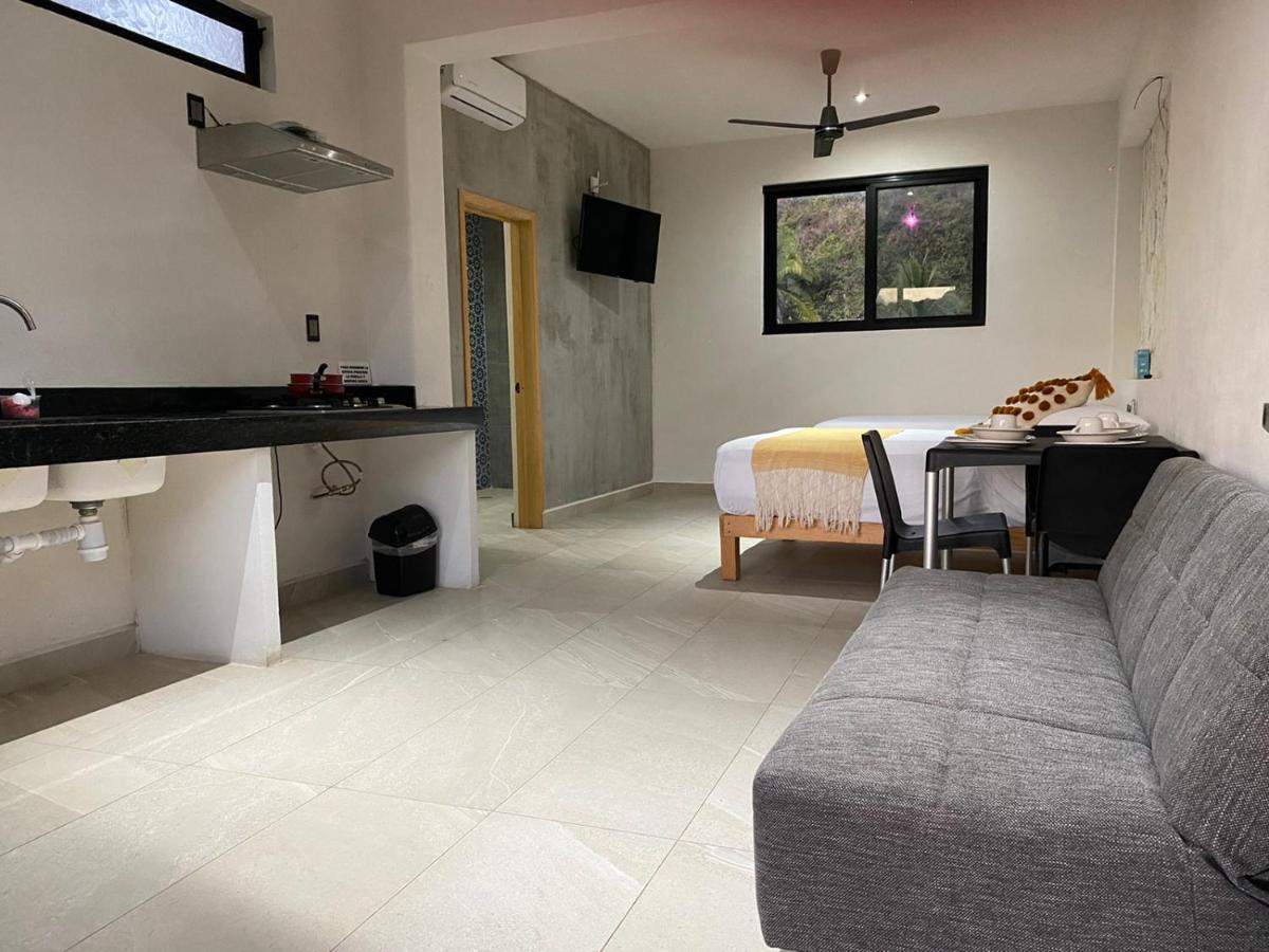 Hotel Kavali à Los Ayala Extérieur photo