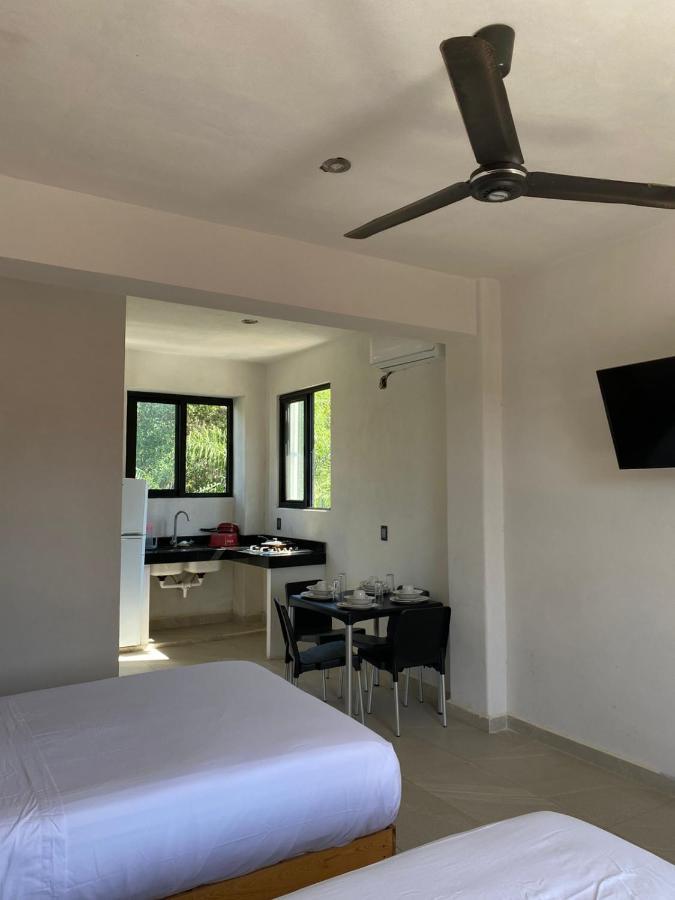 Hotel Kavali à Los Ayala Extérieur photo