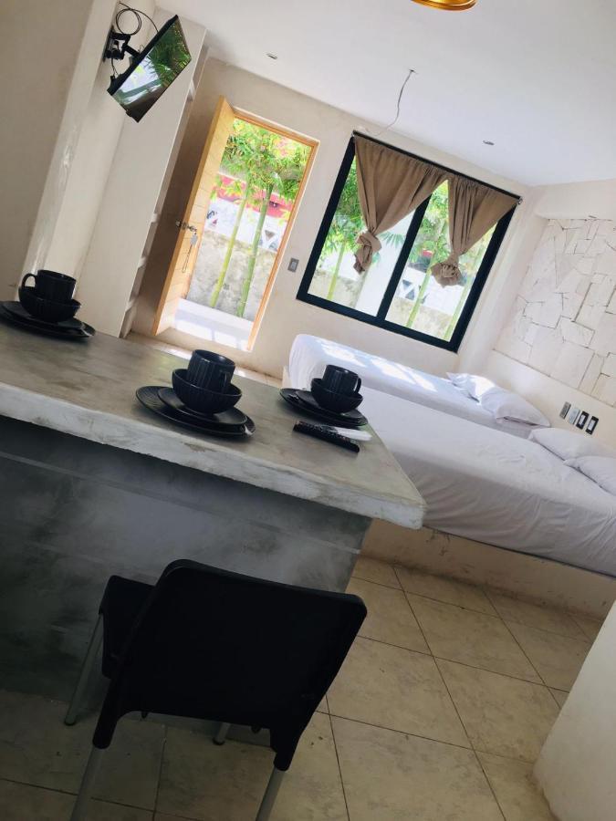 Hotel Kavali à Los Ayala Extérieur photo