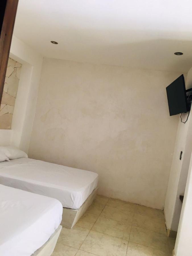 Hotel Kavali à Los Ayala Extérieur photo
